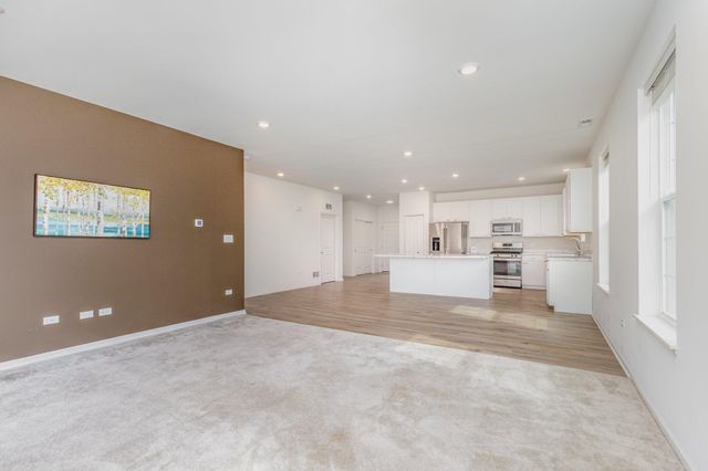 11676 Thomas Street, Crown Point, IN 46307