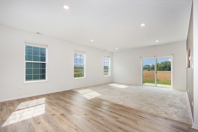 11676 Thomas Street, Crown Point, IN 46307