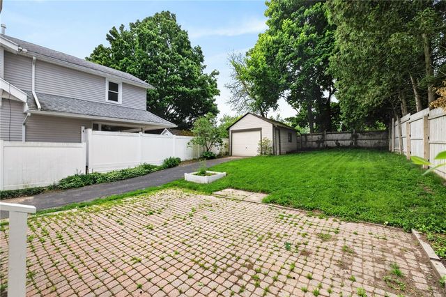 128 West Ivy Street, East Rochester, NY 14445