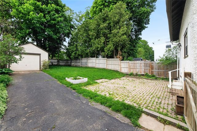 128 West Ivy Street, East Rochester, NY 14445