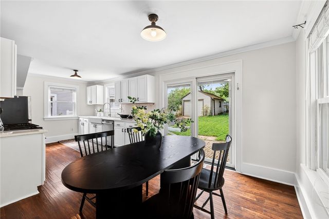 128 West Ivy Street, East Rochester, NY 14445