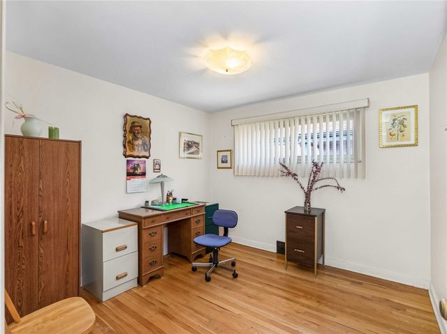 419 Susanna Ct., Greenfield, PA 15207