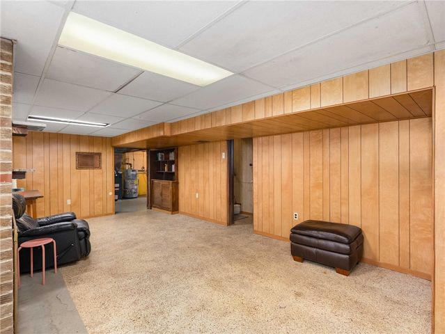 419 Susanna Ct., Greenfield, PA 15207