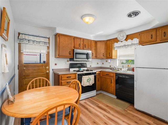 419 Susanna Ct., Greenfield, PA 15207