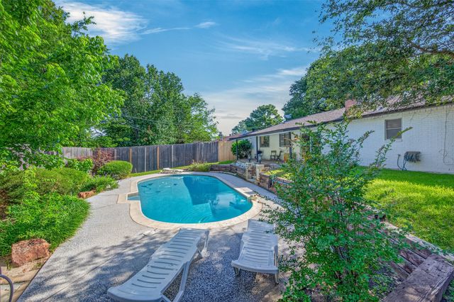 2510 Mintwood Place, Arlington, TX 76016