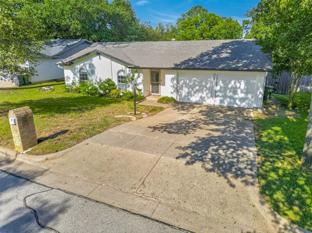 2510 Mintwood Place, Arlington, TX 76016
