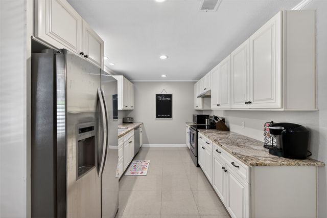 2510 Mintwood Place, Arlington, TX 76016