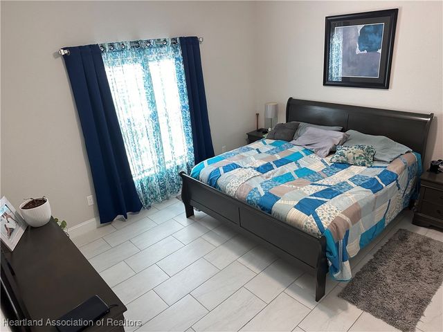 621 Palmdale Avenue, Avon Park, FL 33825