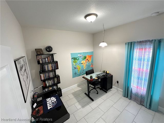 621 Palmdale Avenue, Avon Park, FL 33825