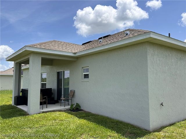 621 Palmdale Avenue, Avon Park, FL 33825
