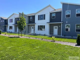 804 E Sunnyside Road # 1, Idaho Falls, ID 83401