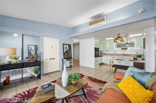 1502 Golden Rain Road 46J, Seal Beach, CA 90740