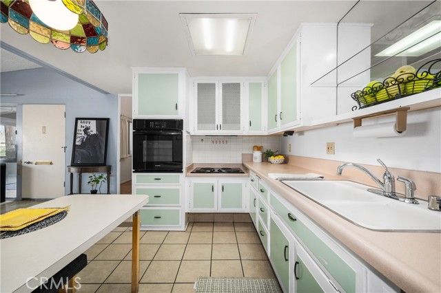 1502 Golden Rain Road 46J, Seal Beach, CA 90740