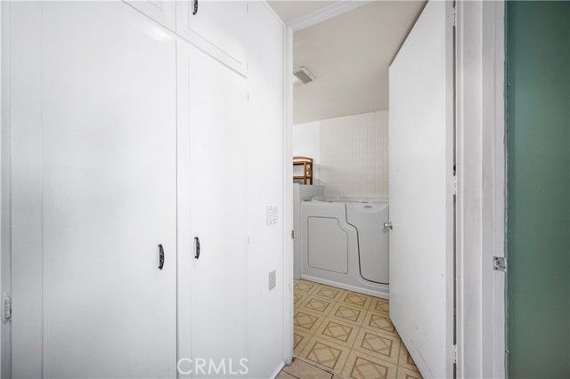 1502 Golden Rain Road 46J, Seal Beach, CA 90740