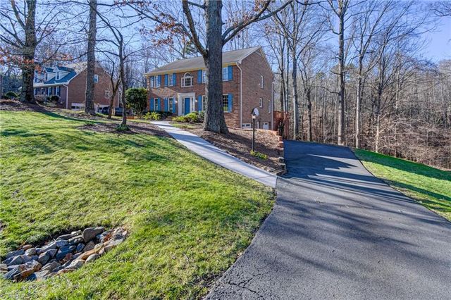 3508 Donegal Drive, Clemmons, NC 27012