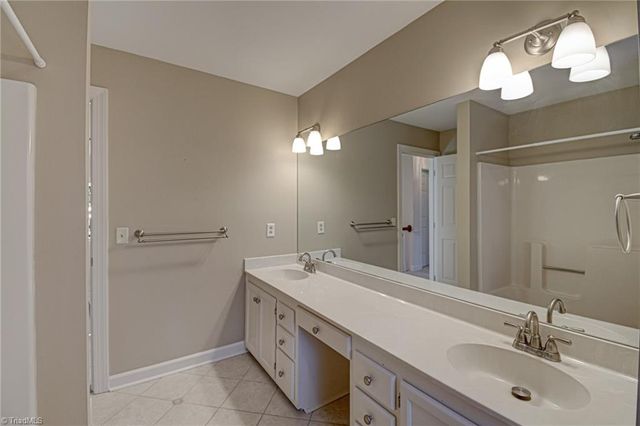 3508 Donegal Drive, Clemmons, NC 27012