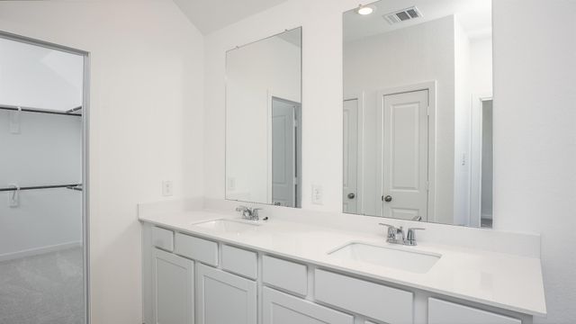 2219 Via Isa Ln, Houston, TX 77051