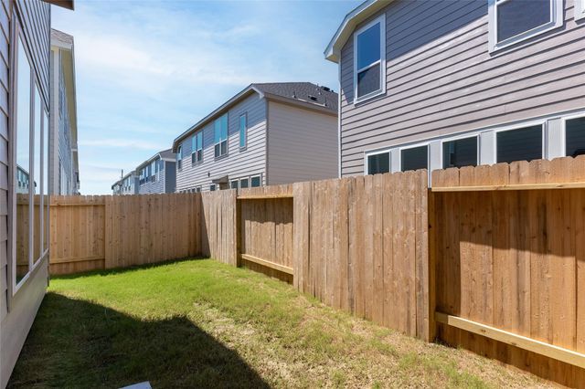 2219 Via Isa Ln, Houston, TX 77051