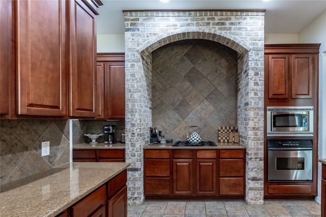 1212 Surrey Lane, Allen, TX 75013