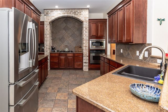 1212 Surrey Lane, Allen, TX 75013