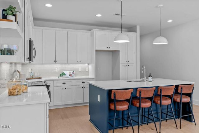 5057 Lundy Drive 102, Raleigh, NC 27606