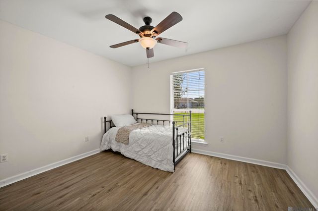 36025 Portsmouth Dr, Denham Springs, LA 70706