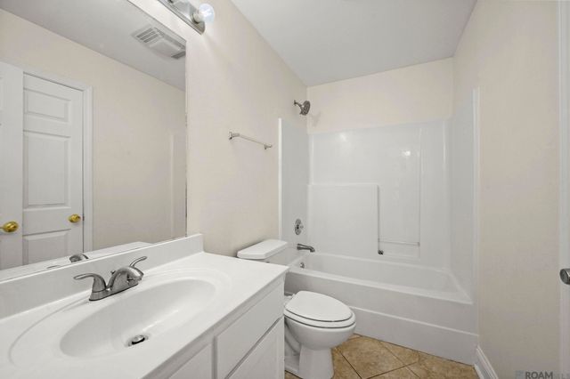 36025 Portsmouth Dr, Denham Springs, LA 70706
