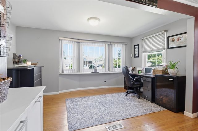 55 Toelsin Road, Cheektowaga, NY 14225