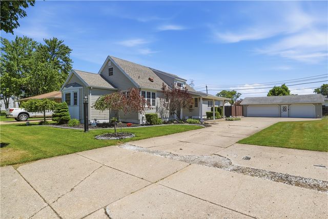 55 Toelsin Road, Cheektowaga, NY 14225