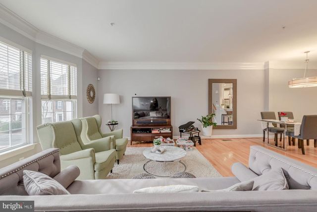 5112 KNAPP PL, Alexandria, VA 22304