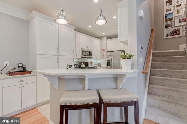 5112 KNAPP PL, Alexandria, VA 22304