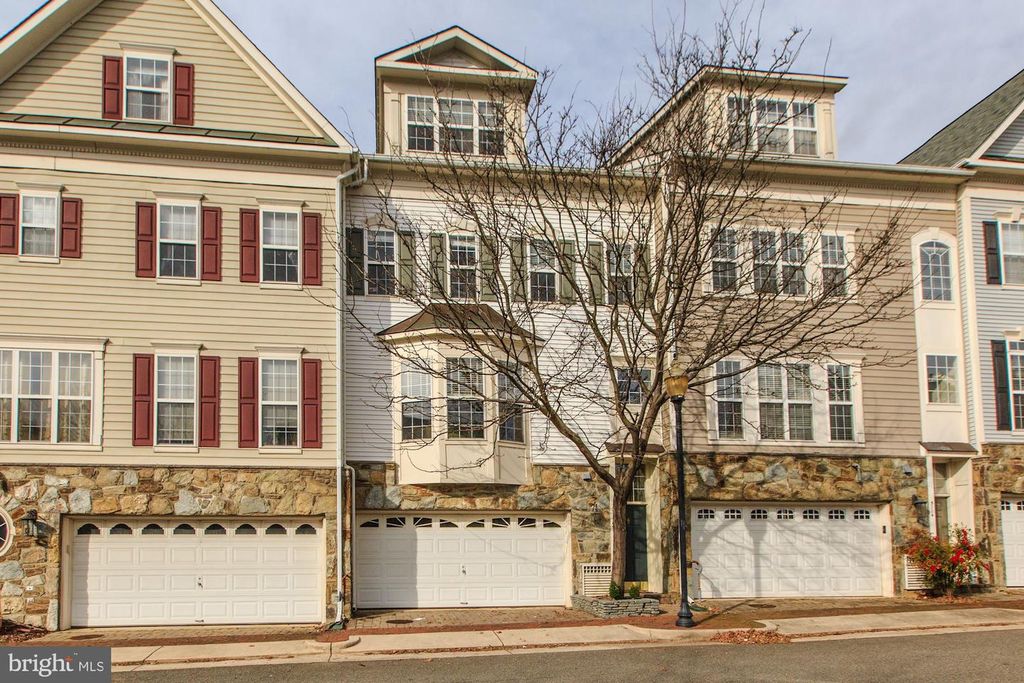 5112 KNAPP PL, Alexandria, VA 22304