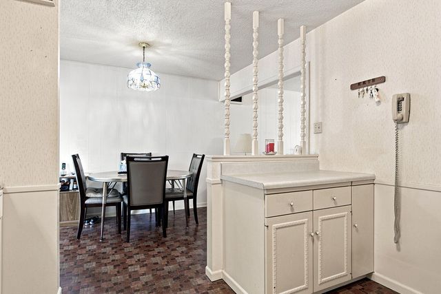 818 OAK LAWN DR, Columbia, MO 65203