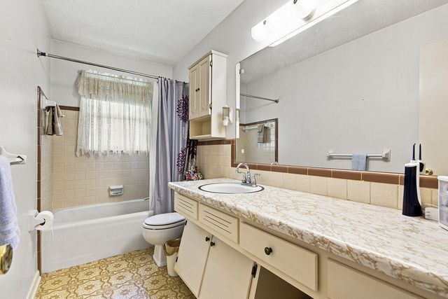 818 OAK LAWN DR, Columbia, MO 65203