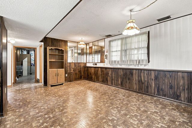 818 OAK LAWN DR, Columbia, MO 65203