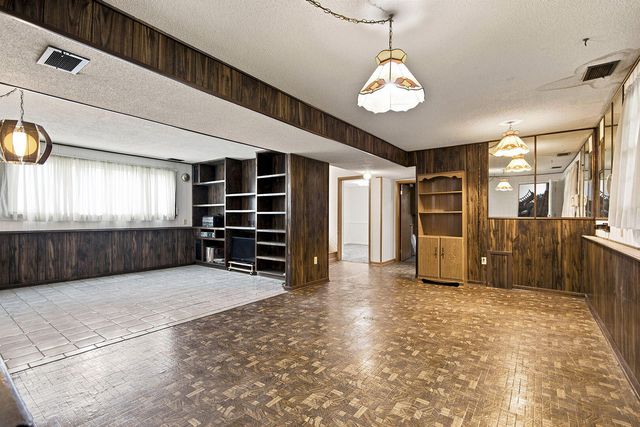 818 OAK LAWN DR, Columbia, MO 65203