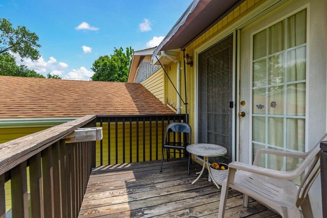 818 OAK LAWN DR, Columbia, MO 65203