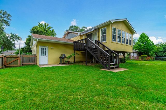 818 OAK LAWN DR, Columbia, MO 65203