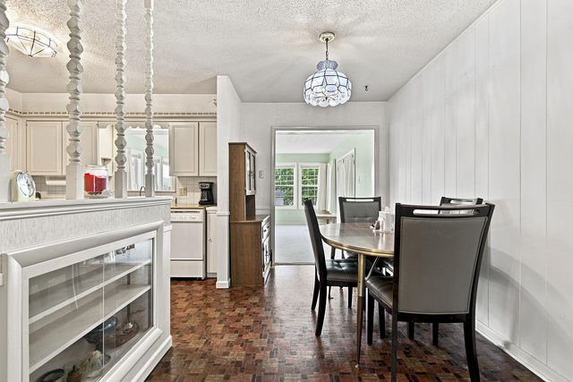 818 OAK LAWN DR, Columbia, MO 65203