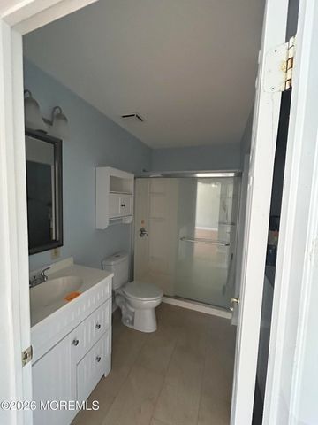 19 Attleboro Lane 73, Whiting, NJ 08759