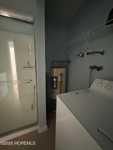 19 Attleboro Lane 73, Whiting, NJ 08759