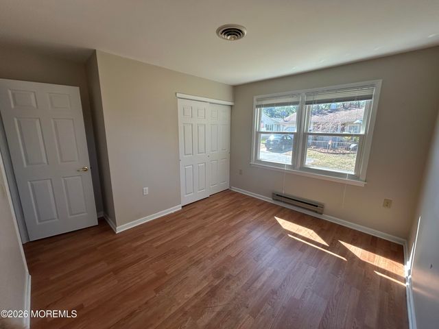 19 Attleboro Lane 73, Whiting, NJ 08759