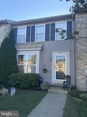 206 BARRINGTON LN, Winchester, VA 22601