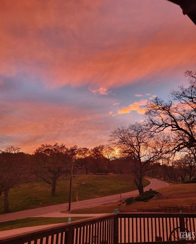30341 Pinedale Drive, Tehachapi, CA 93561