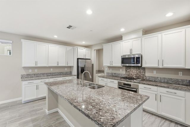 3008 Mercato Way, Roseville, CA 95661
