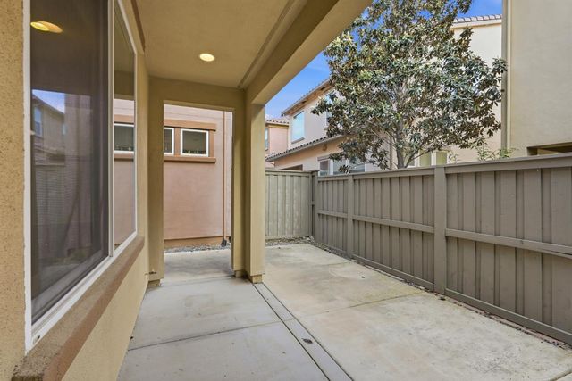 3008 Mercato Way, Roseville, CA 95661