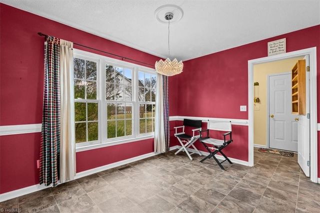 6933 LAWRENCE FARM Lane, Randleman, NC 27317