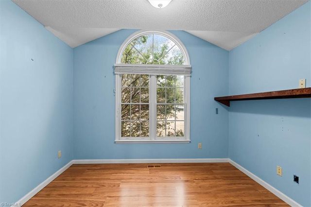 6933 LAWRENCE FARM Lane, Randleman, NC 27317