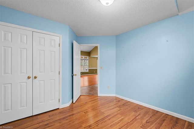 6933 LAWRENCE FARM Lane, Randleman, NC 27317