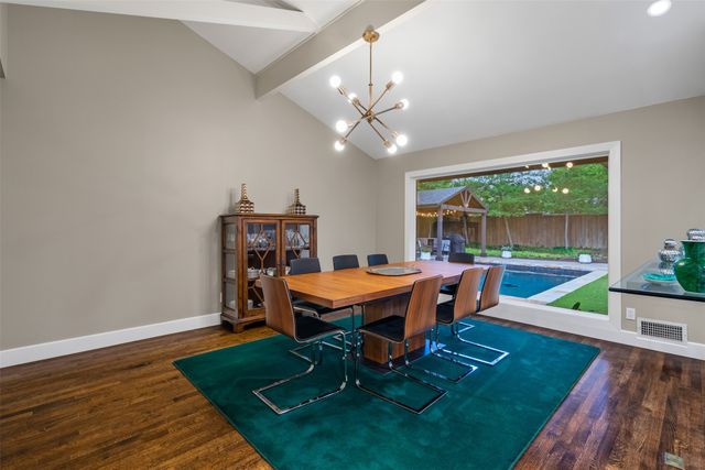 6943 Prestonshire Lane, Dallas, TX 75225